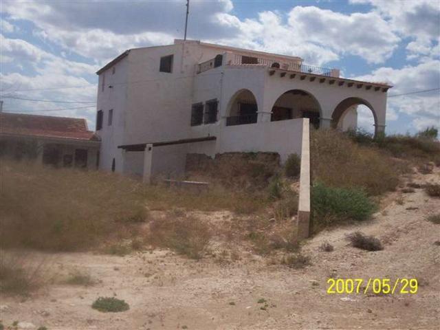 Casa De Campo En venta en Comunidad Valenciana, Novelda photo 0