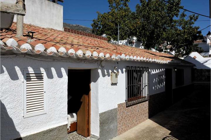 Casa En venta en Alcaucín, Alcaucin photo 0