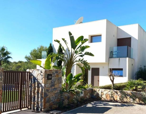 Casa En venta en Las Colinas Golf, Orihuela photo 0