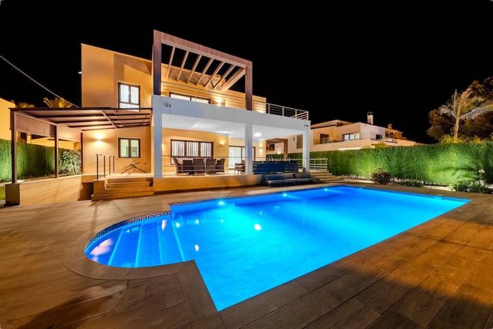 Casa En venta en Costa Blanca, Cabo Roig photo 0