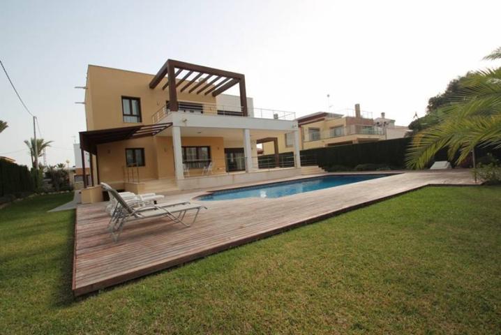 Casa En venta en Lomas De Cabo Roig, Orihuela Costa photo 0