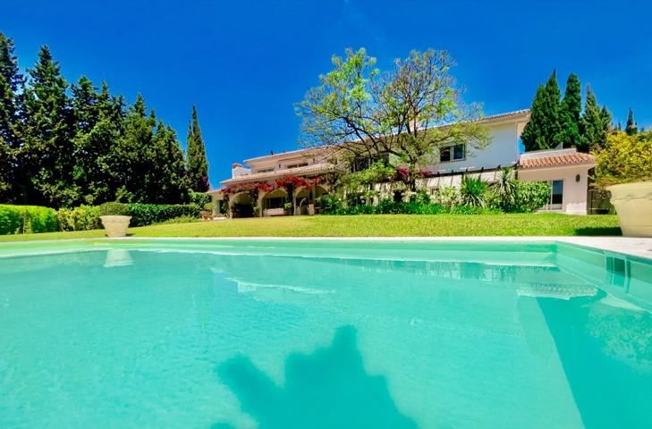 Casa En venta en Sitio De Calahonda - Atalaya, Mijas photo 0