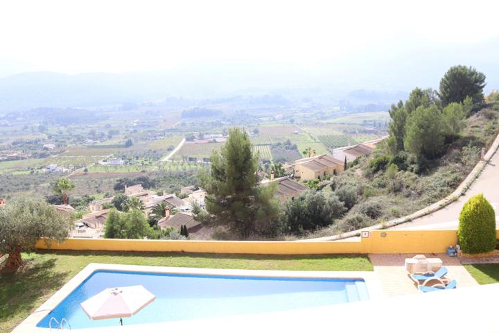 Casa En venta en Comunidad Valenciana, Jalon - Xalo photo 0