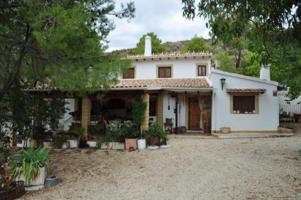 Casa De Campo En venta en Comunidad Valenciana, Torremanzanas photo 0