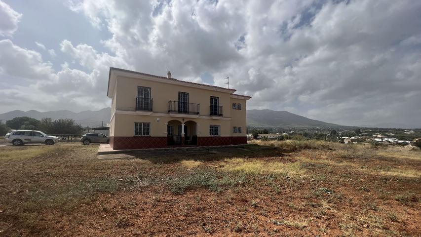 Casa De Campo En venta en Buenavista-Lauro Golf, Alhaurín De La Torre photo 0