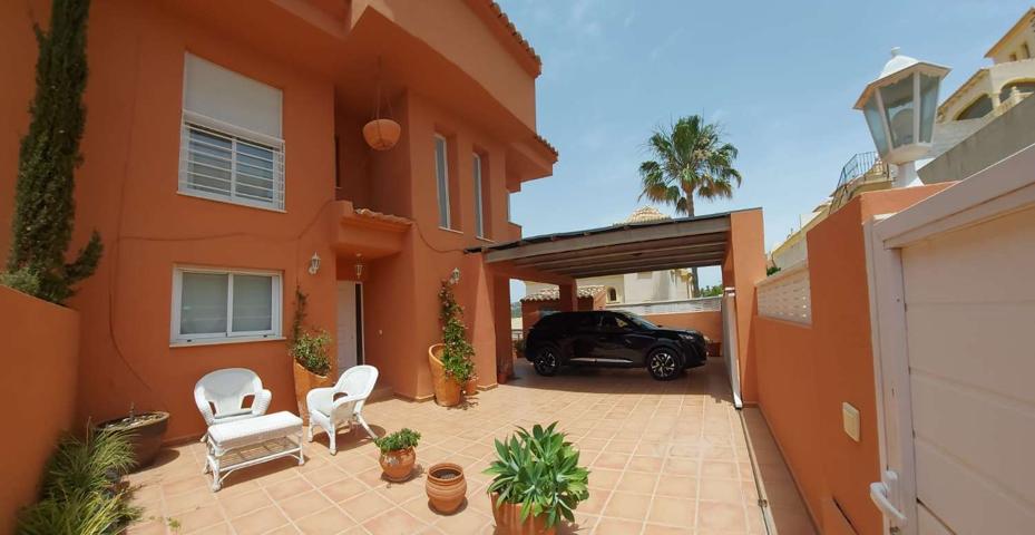 Casa En venta en Pla Roig, Calpe photo 0