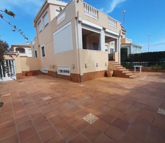 Casa En venta en Parque Acuático - Sector 25, Torrevieja photo 0