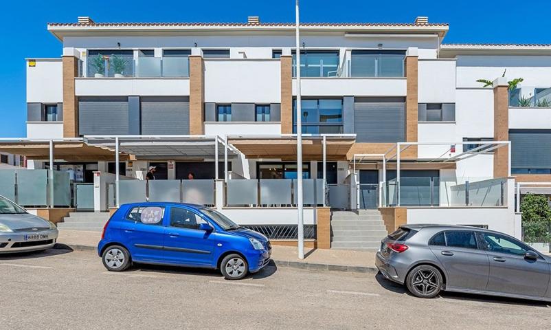 Casa En venta en Los Secanos, Guardamar Del Segura photo 0