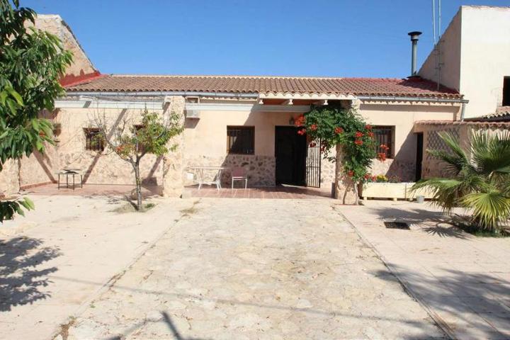 Casa De Campo En venta en Comunidad Valenciana, Pinoso photo 0