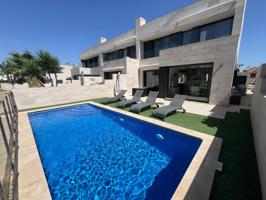 Casa En venta en Mar Menor Golf Resort, Torre - Pacheco photo 0