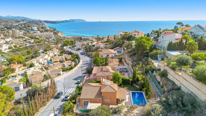 Casa En venta en Pueblo Acantilado - Lanuza, El Campello photo 0