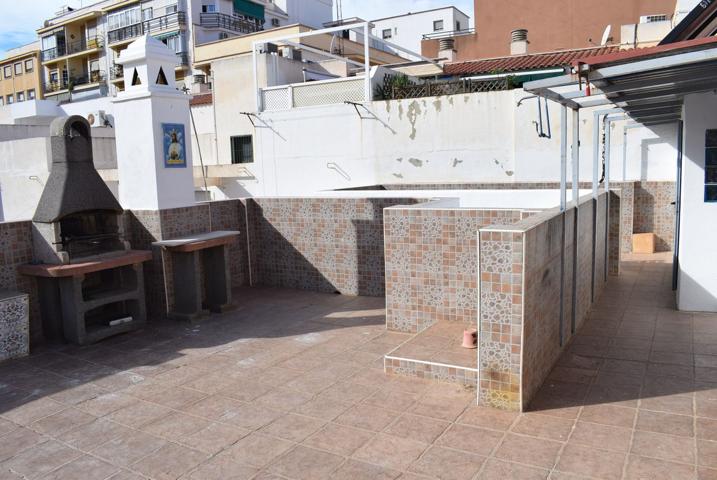 Casa En venta en Gamarra, Málaga photo 0