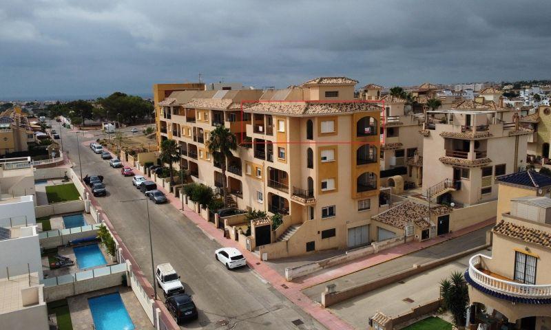 Piso En venta en Pau 26, Orihuela Costa photo 0