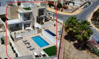 Casa En venta en Villamartín-Las Filipinas, Orihuela Costa photo 0