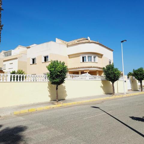 Casa En venta en Centro, Torrevieja photo 0