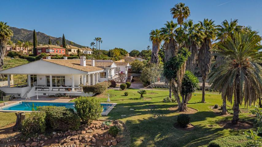 Casa En venta en Las Lomas De Río Verde, Marbella photo 0