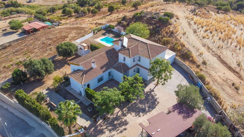 Casa De Campo En venta en Valtocado - La Alquería - La Atalaya, Mijas photo 0