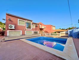 Casa En venta en Colonia Escandinavia-Cautivador, L'Alfas Del Pi photo 0