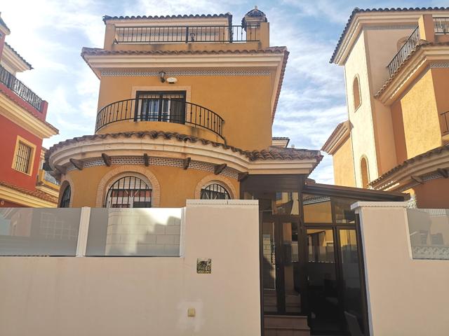 Casa En venta en Costa Blanca Sur, Los Montesinos photo 0