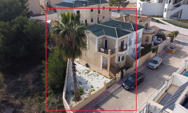 Casa En venta en Villamartín-Las Filipinas, Orihuela Costa photo 0