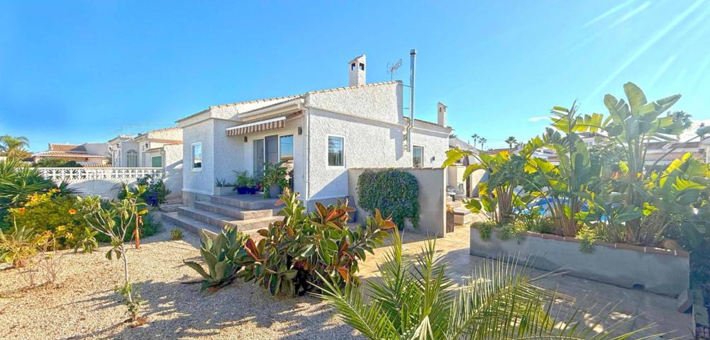 Casa En venta en La Siesta, Torrevieja photo 0