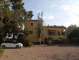 Casa De Campo En venta en Comunidad Valenciana, Almoradi photo 0