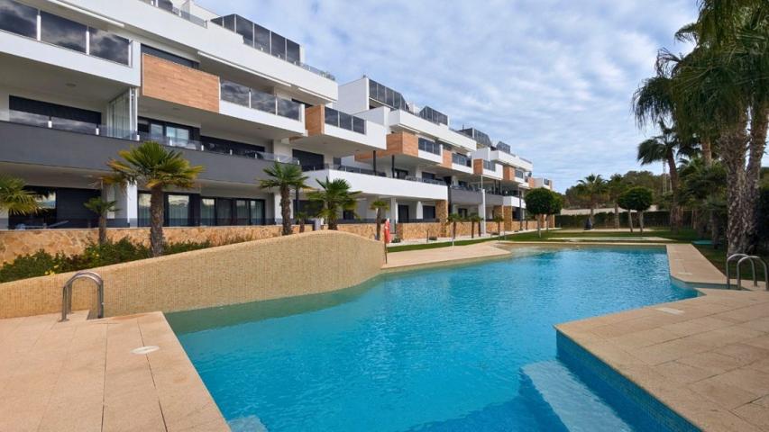 Piso En venta en La Siesta, Torrevieja photo 0