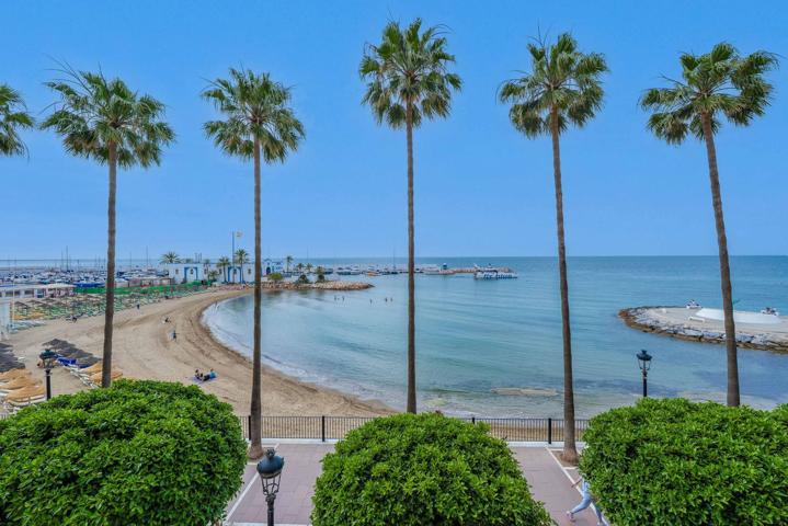 Piso En venta en Las Lomas De Río Verde, Marbella photo 0