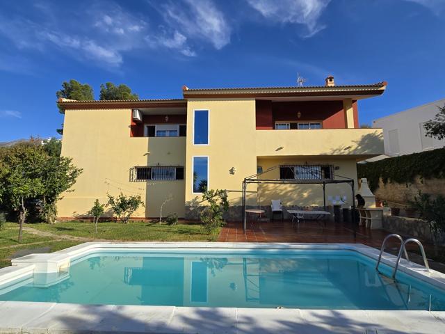 Casa En venta en South Of Spain, Viñuela photo 0