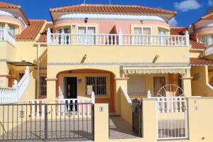 Casa En venta en La Zenia, Orihuela Costa photo 0