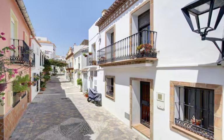 Casa En venta en Las Mesas, Estepona photo 0