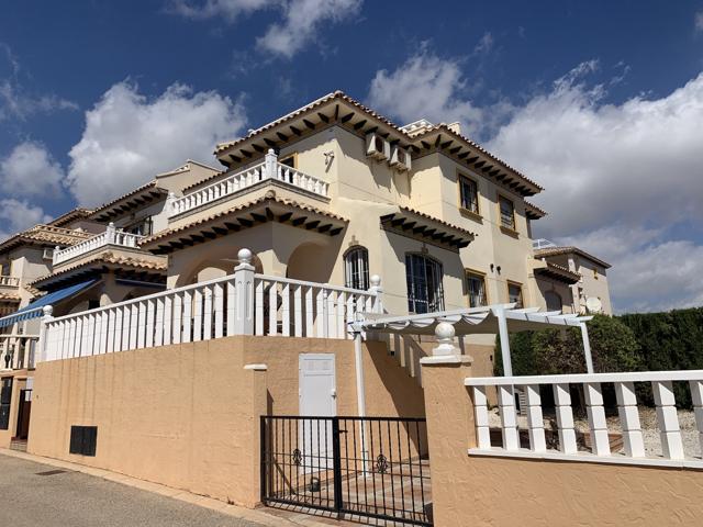 Piso En venta en Cabo Roig, Orihuela Costa photo 0