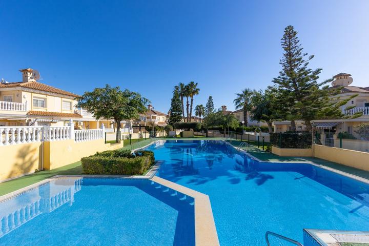 Casa En venta en Cabo Cervera, Torrevieja photo 0