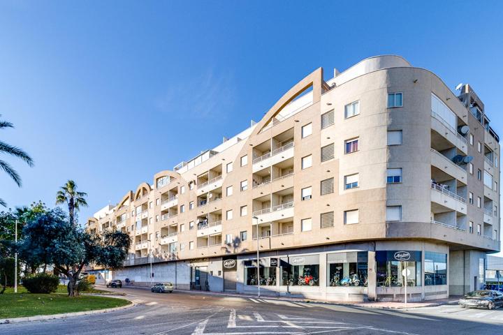 Piso En venta en Playa De Los Locos, Torrevieja photo 0