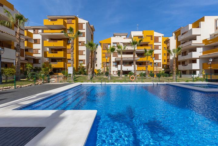 Piso En venta en Punta Prima, Torrevieja photo 0