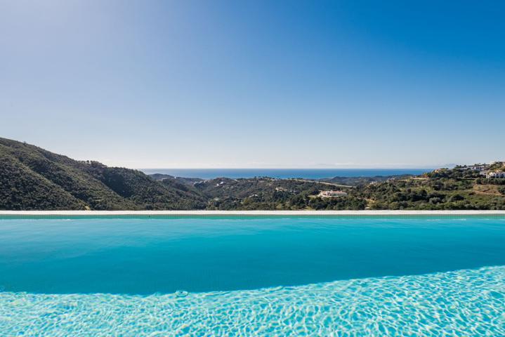 Casa En venta en Benahavís, Benahavis photo 0