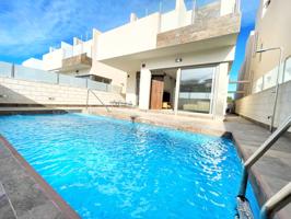 Casa En venta en Villamartin, Orihuela Costa photo 0