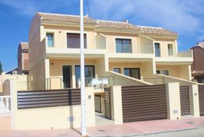 Casa En venta en Los Balcones - Los Altos Del Edén, Torrevieja photo 0