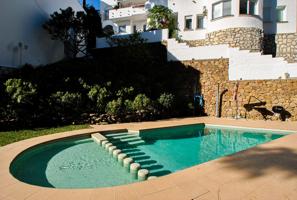 Casa En venta en Cabopino-Artola, Marbella photo 0