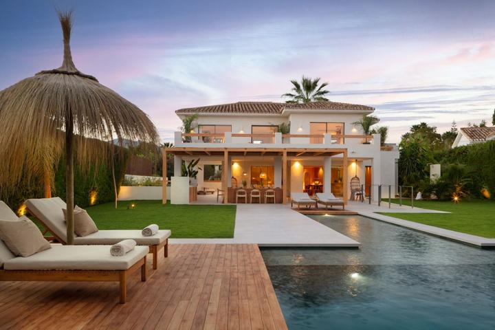 Casa En venta en Puerto Banus, Marbella photo 0