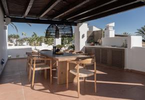  Ático En venta en 2º Línea De Playa, Estepona photo 0