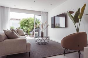 Casa En venta en Los Naranjos, Marbella photo 0