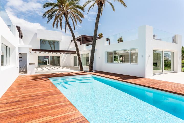 Casa En venta en El Rosario-Ricmar, Marbella photo 0