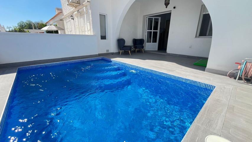 Casa En venta en Villamartin, Orihuela Costa photo 0