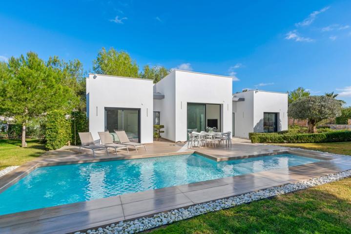 Casa En venta en Lomas De Cabo Roig, Orihuela Costa photo 0