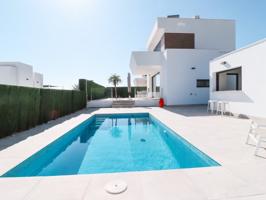 Casa En venta en Comunidad Valenciana, Benimantell photo 0
