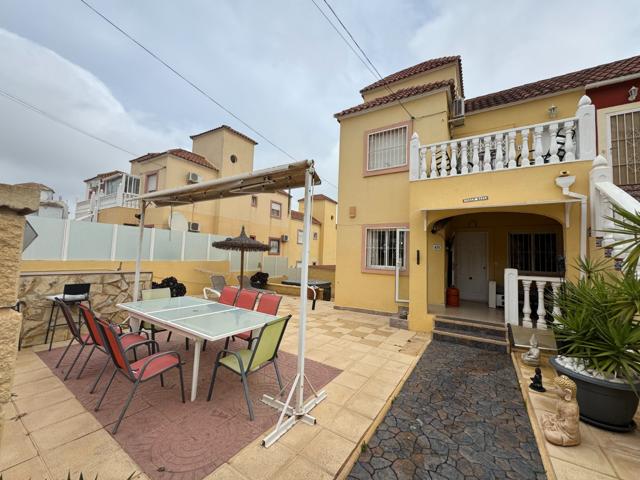 Piso En venta en Las Filipinas, San Miguel De Salinas photo 0