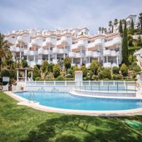 Piso En venta en Cabopino-Artola, Marbella photo 0