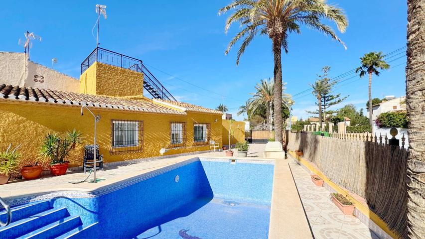 Casa En venta en Rocio Del Mar, Orihuela Costa photo 0