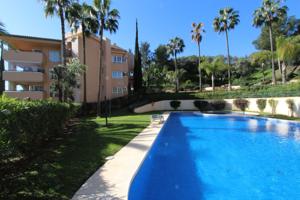 Piso En venta en Elviria, Elviria photo 0